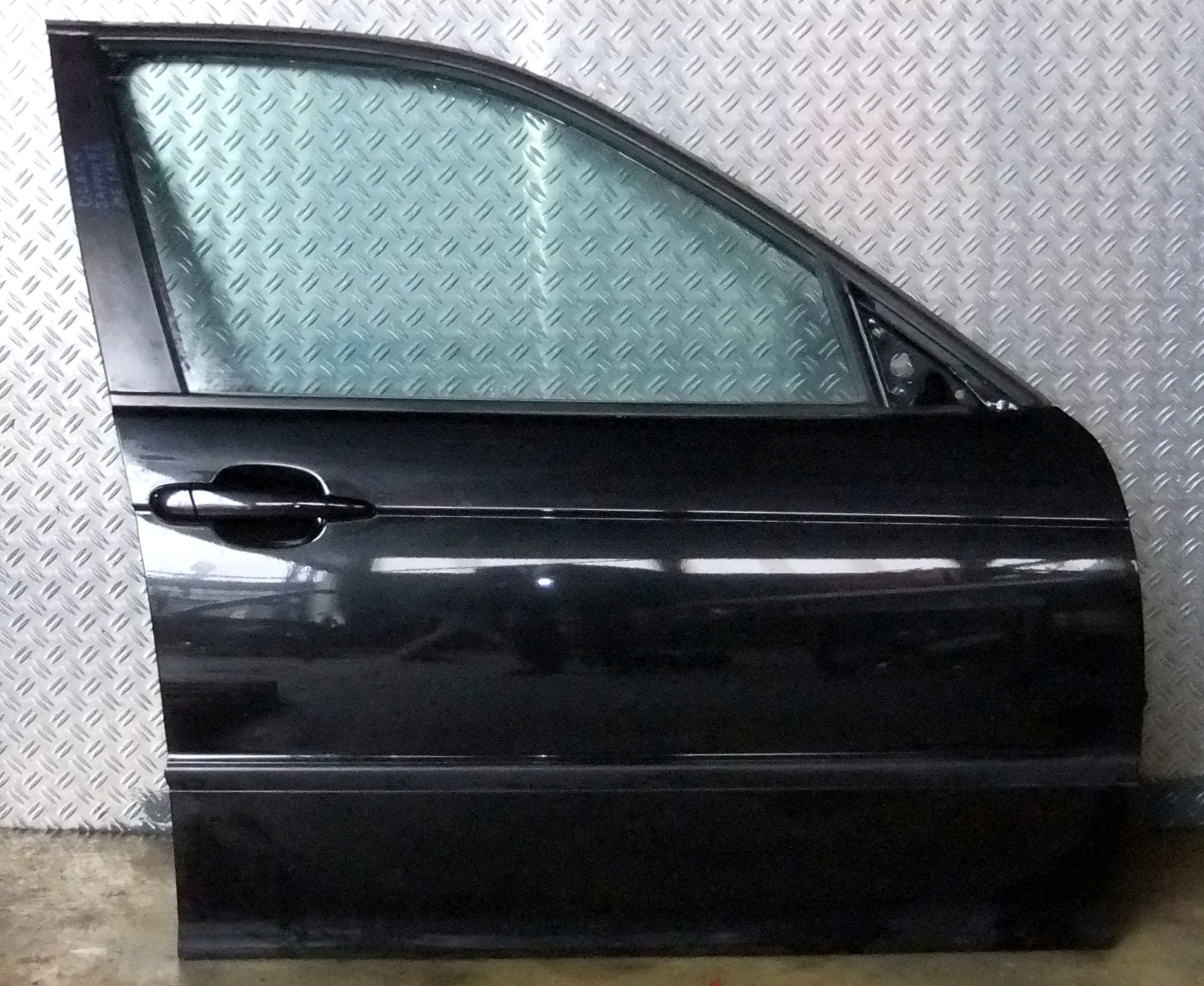 BMW 3er E46 Tür vorne rechts schwarz